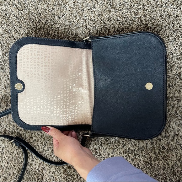 KATE SPADE Carsen Laurel Way Leather Cross Body Bag Beige - Picture 3 of 7